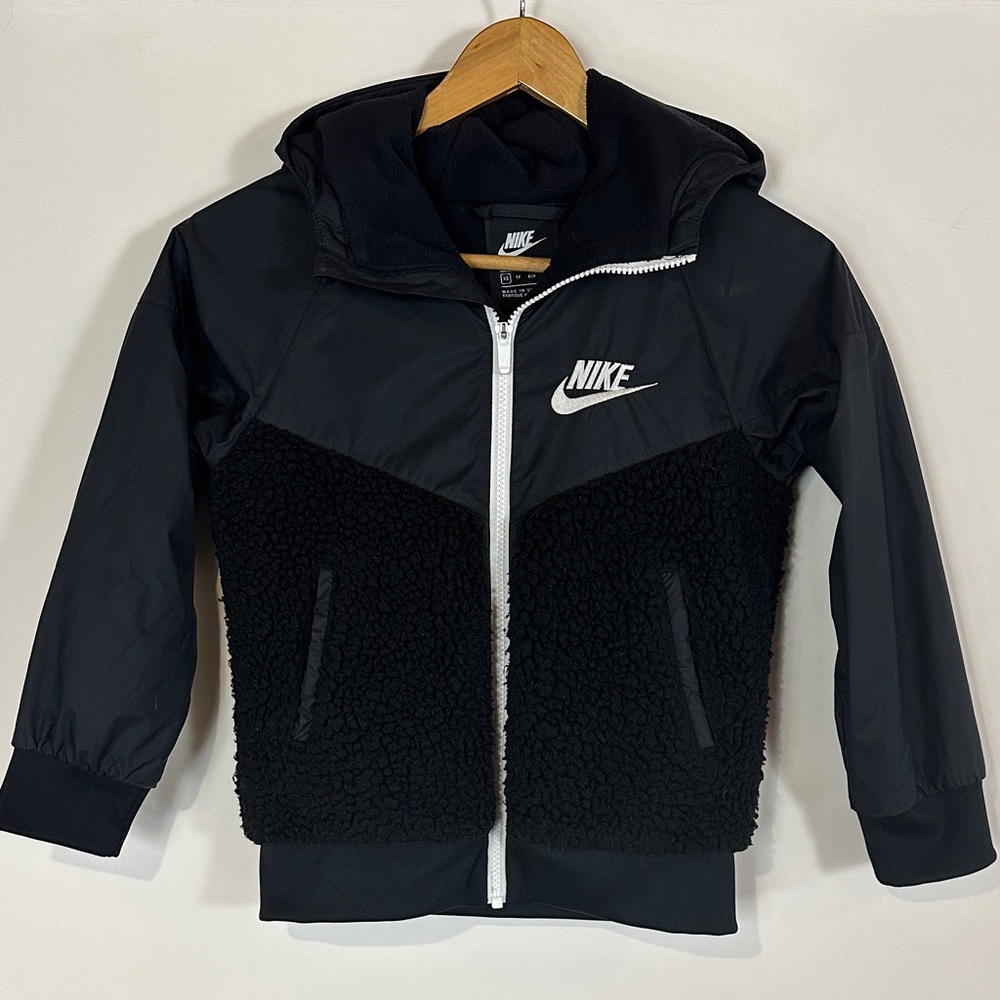 Nike Kids Mixed Material Black / White Sherpa Windbreaker Jacket XS